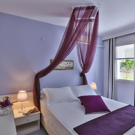 Palas Ilica Çeşme Luaran gambar