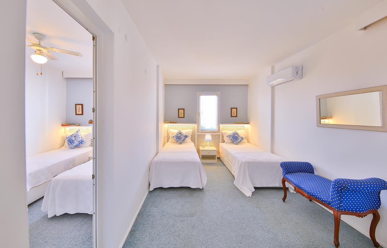 Palas Ilica Çeşme Luaran gambar