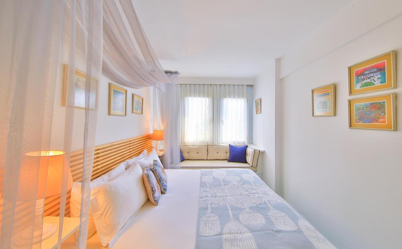 Palas Ilica Çeşme Luaran gambar